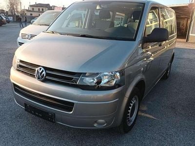 Usata VW Multivan Startline 102 CV (75 kW) 2011 Monovolume