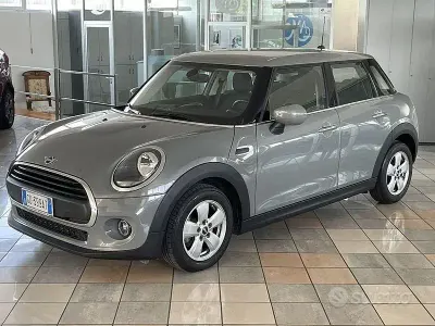 Usata Mini ONE 75 CV (55 kW) 2020 Other Utilitaria