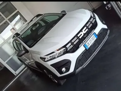 Usata Dacia Sandero Expression 101 CV (74 kW) 2023 Bianco Berlina