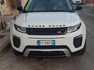Usata Land Rover Range Rover evoque 150 CV (110 kW) 2018 Bianco Station wagon