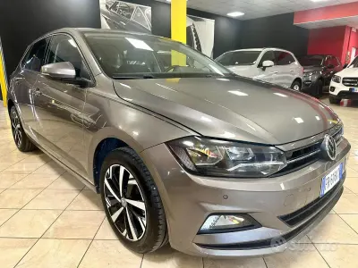 Usata VW Polo Highline 95 CV (69 kW) 2018 Grigio scuro Utilitaria