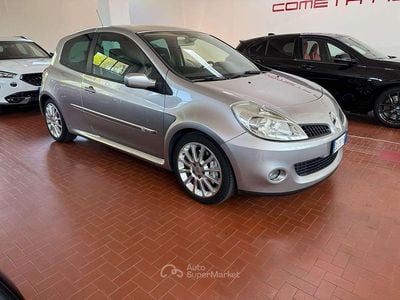 Käytetty Renault Clio II R.S. 197 HP (144 kW) 2008 Harmaa Sedan