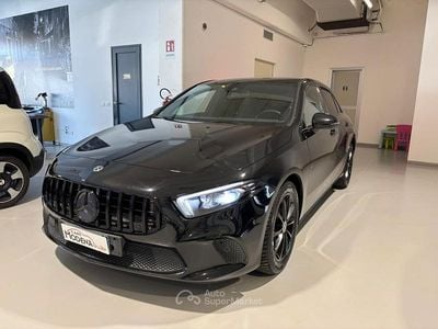 Usata Mercedes A180 117 CV (86 kW) 2019 Nero Berlina