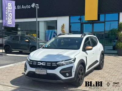 Usado Dacia Sandero Extreme 101 CV (74 kW) 2024 Blanco Berlina