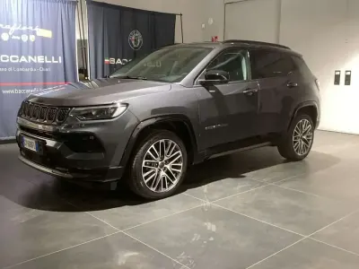 Usata Jeep Compass Summit 131 CV (96 kW) 2025 Grigio SUV