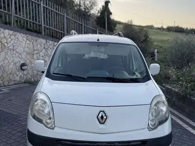 Usata Renault Kangoo Expression 95 CV (69 kW) 2009 Monovolume