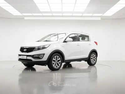 Usata Kia Sportage Active 135 CV (99 kW) 2015 Bianco SUV