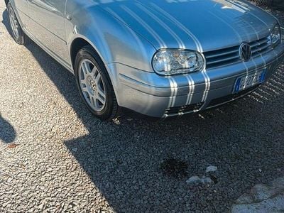 Usata VW Golf IV 101 CV (74 kW) 2004 Grigio Berlina