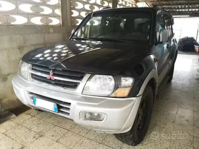 Usata Mitsubishi Pajero 2002 Nero SUV