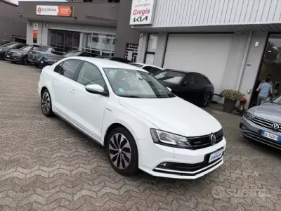 Usata VW Jetta 150 CV (110 kW) 2019 Bianco Berlina