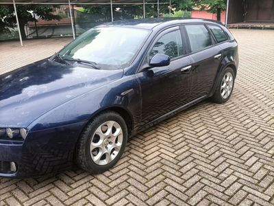 Alfa Romeo 159