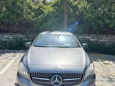 Occasion Mercedes A180 Premium Plus 109 ch (80 kW) 2014 Gris Citadine