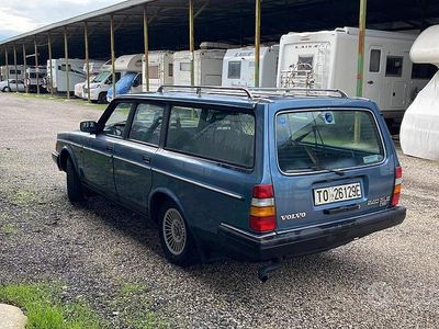 Usata Volvo 240 82 CV (60 kW) 1985 Blu Station wagon