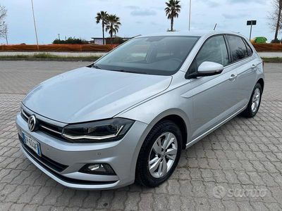 Usata VW Polo Comfortline 80 CV (58 kW) 2018 Grigio Utilitaria