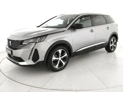 Usata Peugeot 5008 Allure 131 CV (96 kW) 2023 Grigio artense SUV