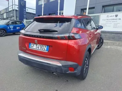 Usata Peugeot 2008 Allure 131 CV (96 kW) 2021 Rosso SUV