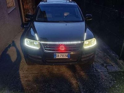Usata VW Touareg 224 CV (164 kW) 2005 Nero SUV