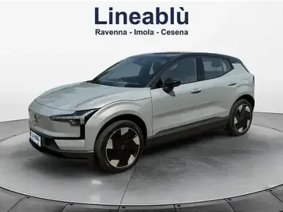 Usata Volvo EX30 Plus 147 kW (200 CV) 2024 Grigio SUV
