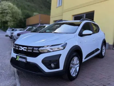 Usado Dacia Sandero Extreme 101 CV (74 kW) 2024 Blanco Berlina