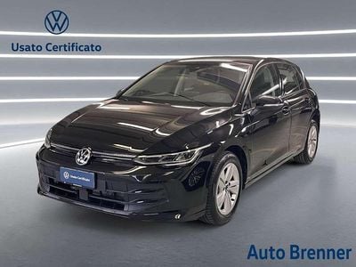 Usata VW Golf VIII Life 116 CV (85 kW) 2025 Nero perla Berlina