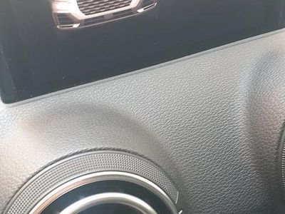 Usata Audi Q2 Comfort 116 CV (85 kW) 2017 Grigio SUV