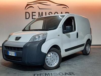 Usata Peugeot Bipper 70 CV (51 kW) 2011 Bianco Monovolume