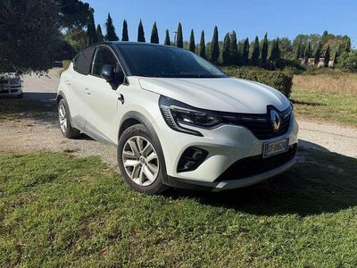 Usata Renault Captur Intens 94 CV (69 kW) 2021 Bianco SUV
