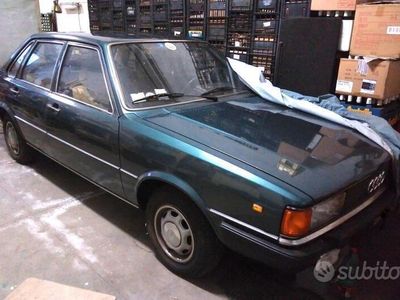 Usata Audi 80 85 CV (62 kW) 1982 Verde Berlina
