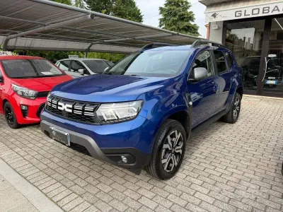 Second-hand Dacia Duster Journey 101 CP (74 kW) 2023 Albastru SUV