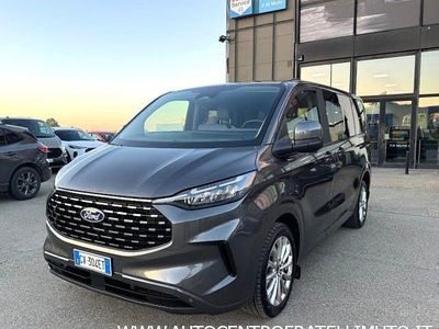 Usata Ford Tourneo Titanium X 170 CV (125 kW) 2024 Grigio scuro Monovolume