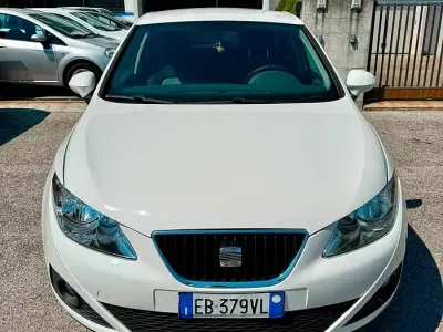 Usata Seat Ibiza 69 CV (50 kW) 2010 Bianco Berlina