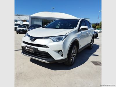 usata Toyota RAV4 2.0 D-4D 2WD Business