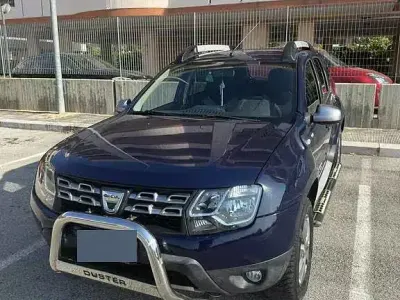 Usata Dacia Duster Lauréate 115 CV (84 kW) 2017 Bluazzurro SUV
