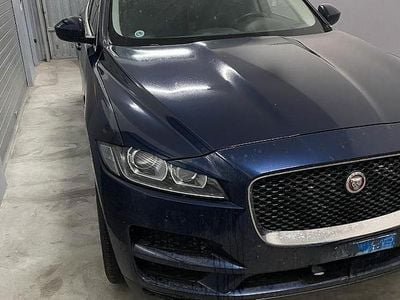 Usata Jaguar F-Pace 180 CV (132 kW) 2017 Blu SUV
