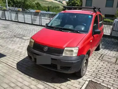 Usata Fiat Panda 69 CV (50 kW) 2009 Rosso Utilitaria