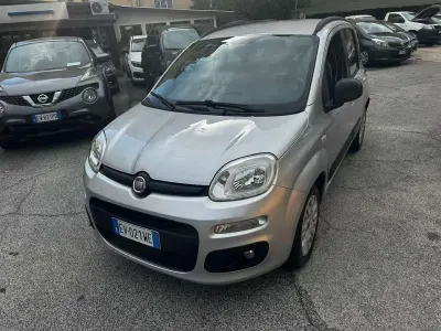 Usata Fiat Panda Lounge 75 CV (55 kW) 2014 Argento Utilitaria