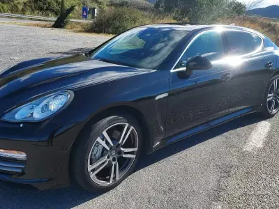 Usata Porsche Panamera 400 CV (294 kW) 2011 Nero Utilitaria