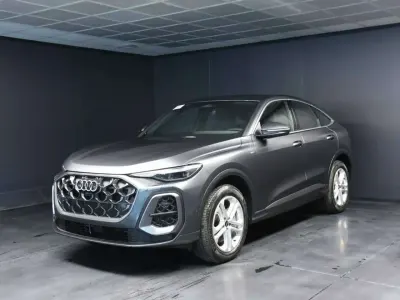 Nuova Audi Q5 S-line plus 204 CV (150 kW) 2025 Grigio scuro SUV