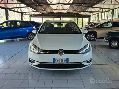 Second-hand VW Golf VII Edition 110 CP (80 kW) 2017 Alb Berlinǎ