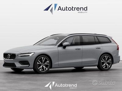 Nuova Volvo V60 2025 Grigio Station wagon