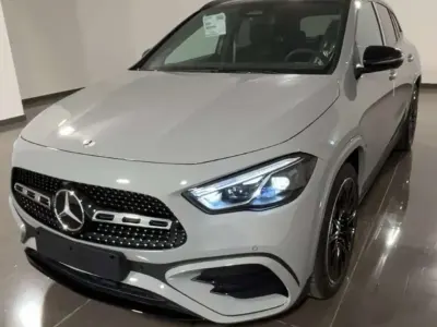 Nuova Mercedes GLA200 AMG line 150 CV (110 kW) 2026 Grigio SUV