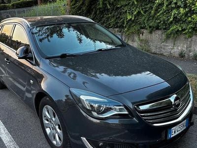 Usata Opel Insignia 140 CV (102 kW) 2015 Grigio Station wagon