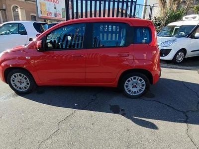 Usata Fiat Panda Easy 80 CV (58 kW) 2018 Rosso Utilitaria