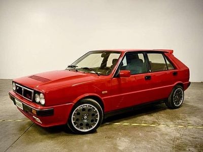 Usata Lancia Delta 140 CV (102 kW) 1990 Utilitaria