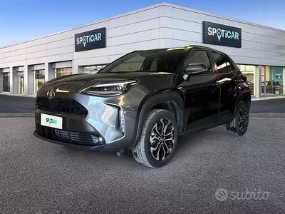 Usata Toyota Yaris Cross Trend 116 CV (85 kW) 2025 Grigio SUV
