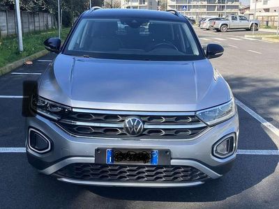 Usata VW T-Roc Style 116 CV (85 kW) 2022 Argento SUV