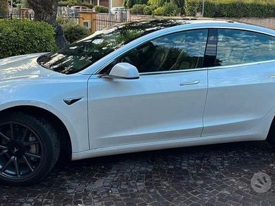 Usata Tesla Model 3 Long Range AWD 152 kW (208 CV) 2020 Bianco Berlina