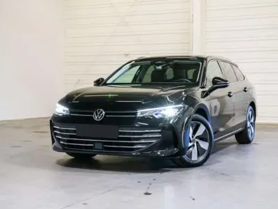 Usata VW Passat Business 150 CV (110 kW) 2025 Nero Station wagon