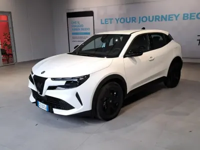 Usata Alfa Romeo GT Junior 135 CV (99 kW) 2025 Bianco SUV