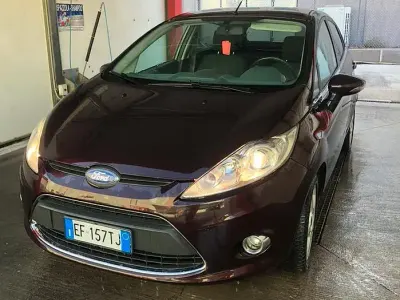 Usata Ford Fiesta 73 CV (53 kW) 2011 Utilitaria